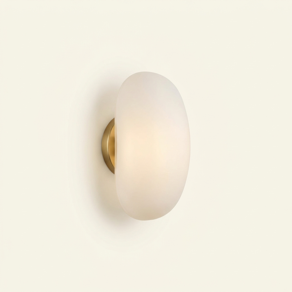 Séraphin Opaline Globe Wall Light